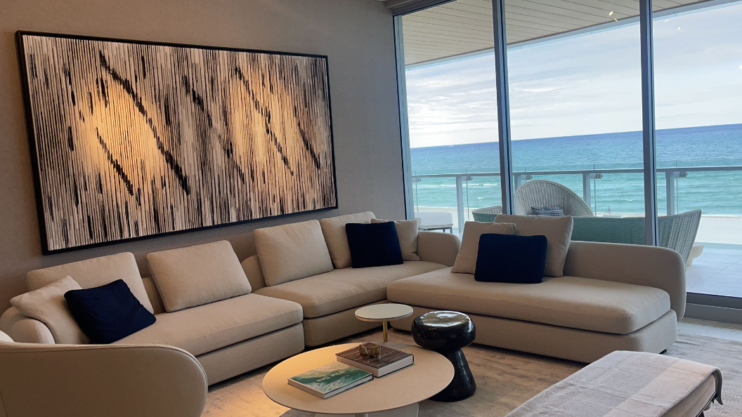 Kinetic string art by Alessandra Meskita — piece 1